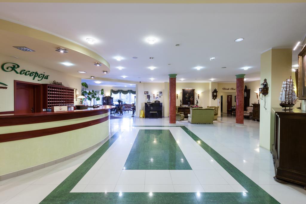 Bursztyn - Bernstein Spa & Wellness Dabki Ngoại thất bức ảnh